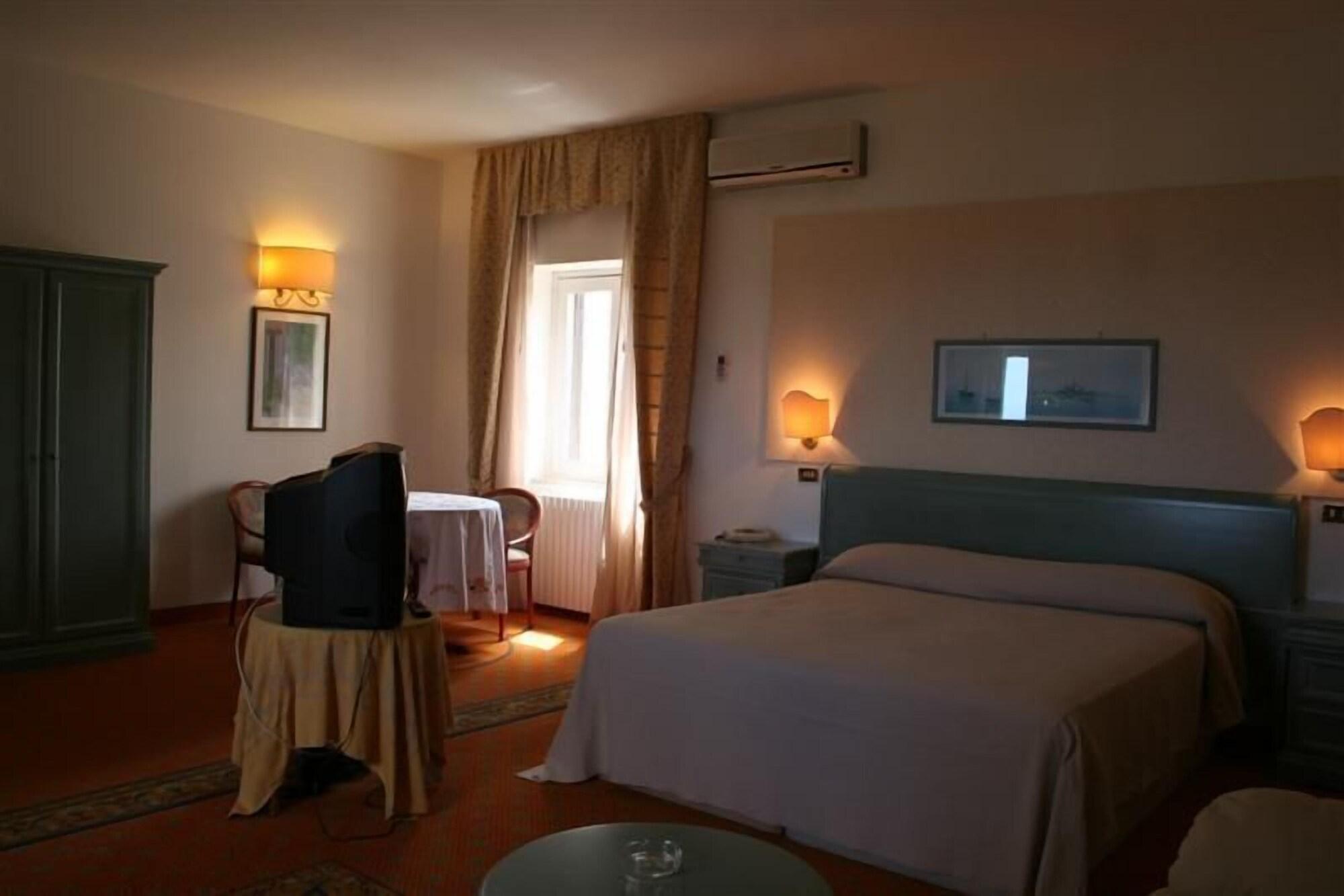 Hotel Incanto Ostuni Kültér fotó